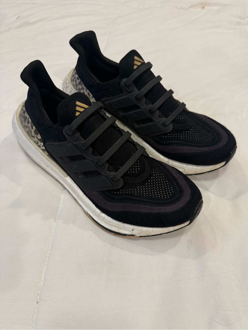 adidas Ultra Boost Light Women's 9.5 Core Black Leopard ID2932